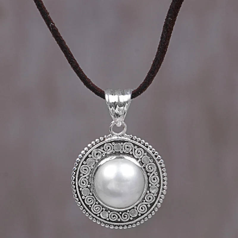 - Cat hair ball removal and hair removal creamWhite Orb Silver Pearl Leather Necklace