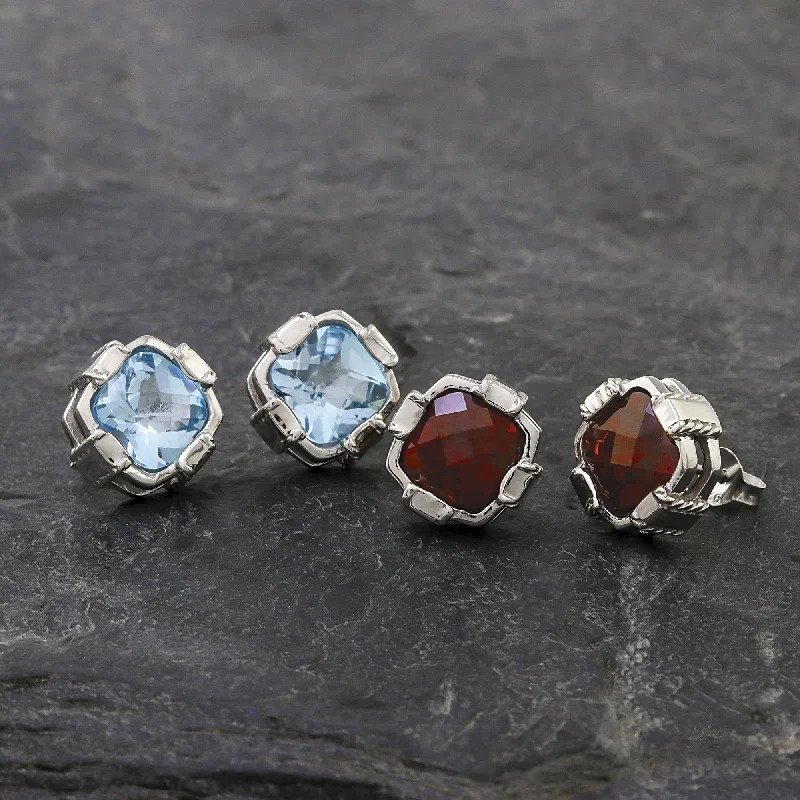 - Degradable pet feces bagPeaceful Paradise Blue Topaz & Silver Button Earrings