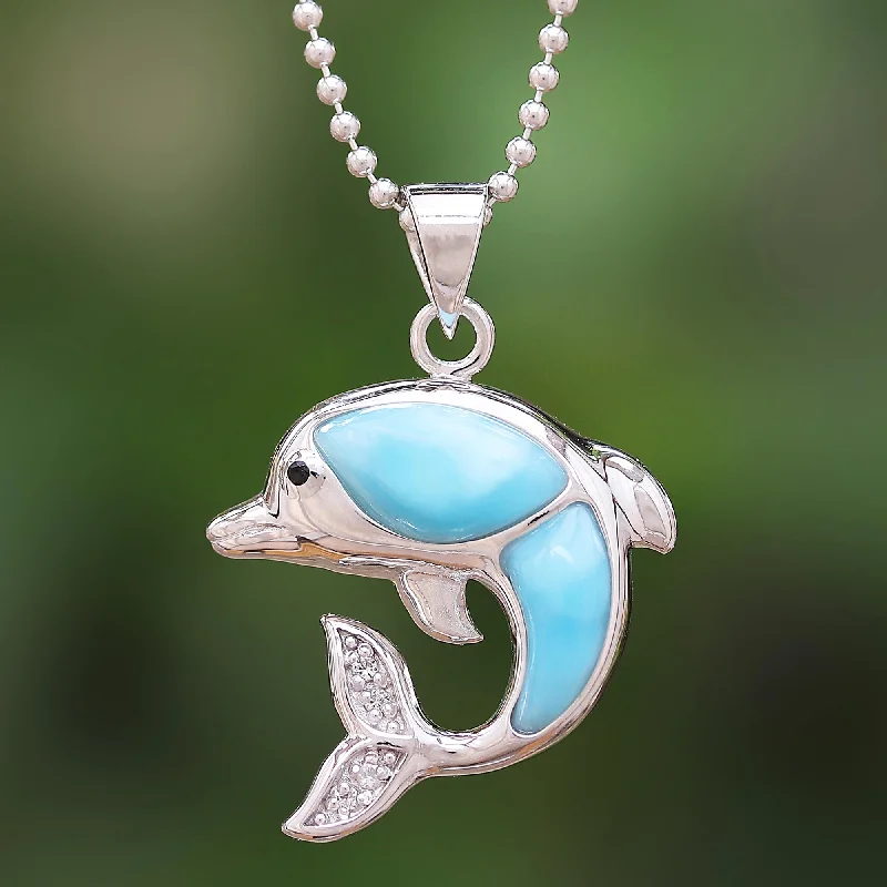 - Parrot climbing and standing wooden frameDolphin Leap Larimar & Silver Pendant Necklace - Parrot climbing and standing wooden frameDolphin Leap Larimar & Silver Pendant Necklace
