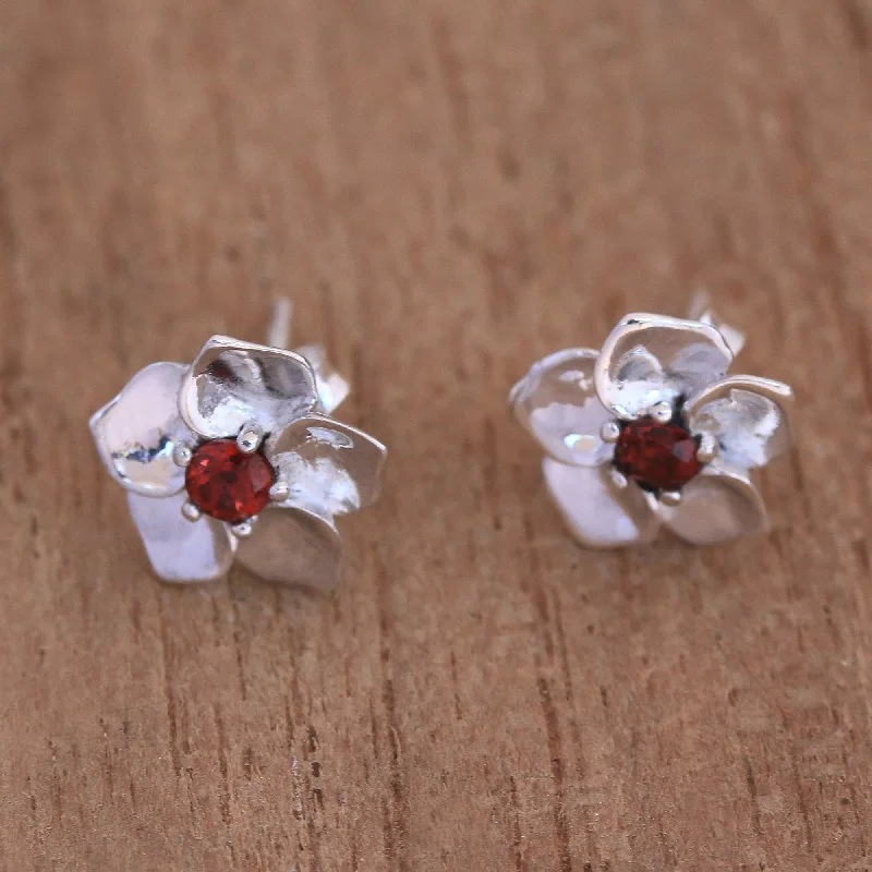 - Car dog seat beltJepun Soul Flower Garnet & Silver Stud Earrings