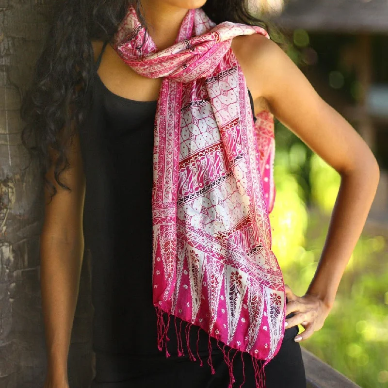 - Postoperative pet anti-licking Elizabethan collarPink Fantasy Silk Batik Scarf
