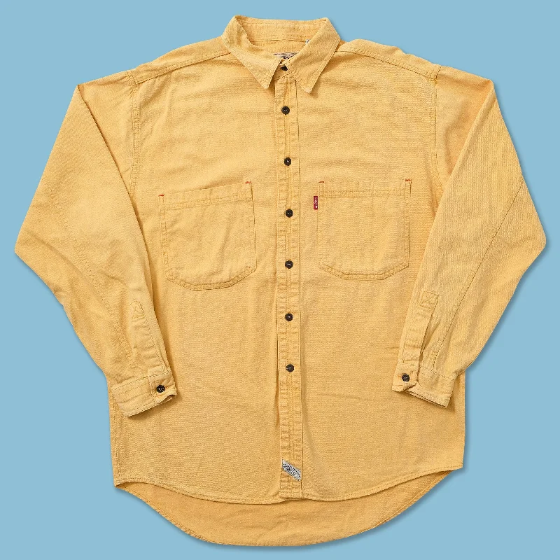 - Pet monitor with cameraVintage Levis Shirt Large
