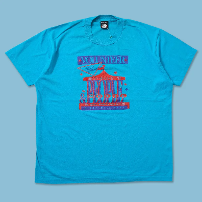 - Pet monitor with camera1992 Winnipeg Folk Festival T-Shirt XLarge