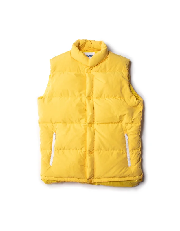 - Remote interactive pet feederPUFFER VEST - YELLOW