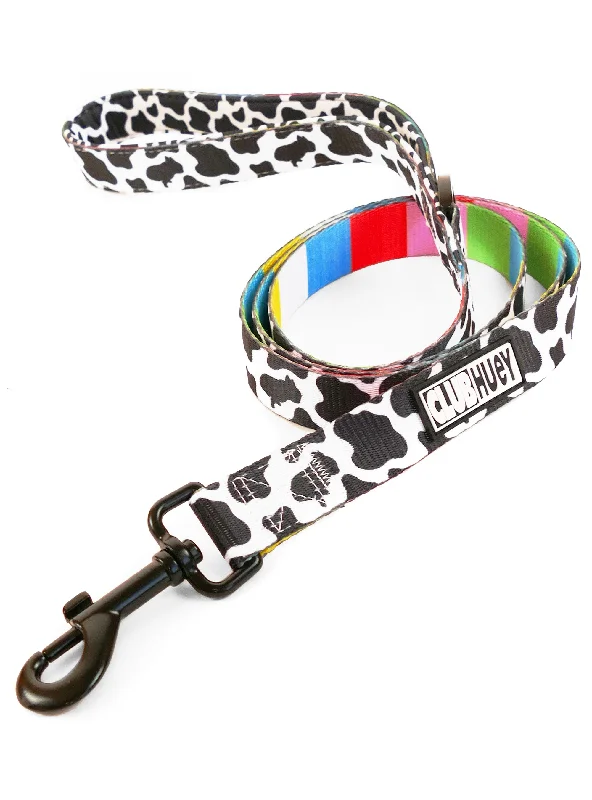 Dog clothesThe Cow TV Leash