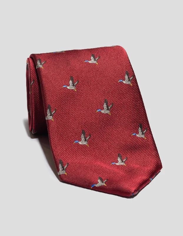 - Dog heart rate monitoring collarEMBLEMATIC FLYING DUCK TIE - RED