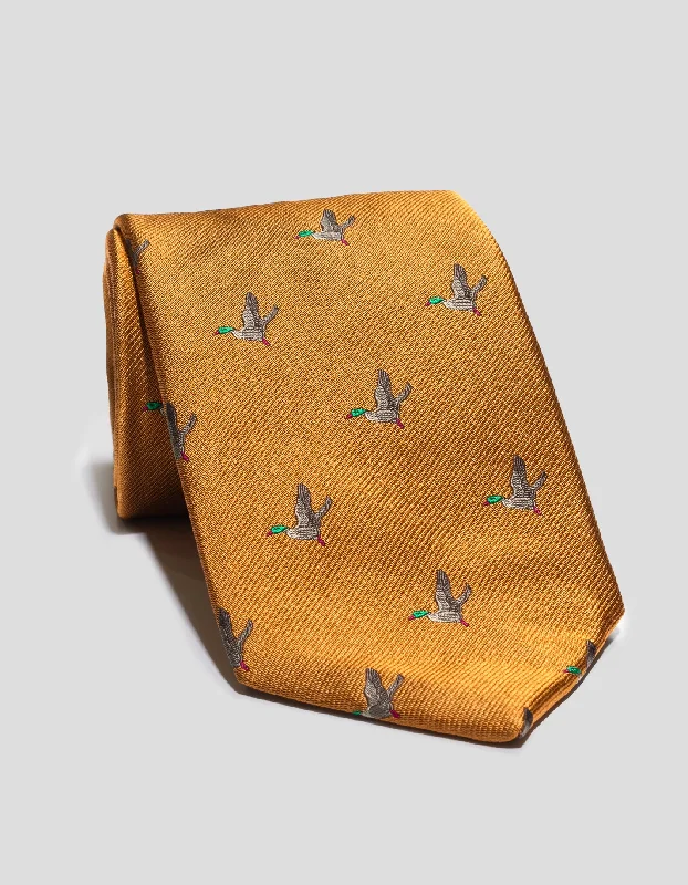 - Degradable pet feces bagEMBLEMATIC FLYING DUCK TIE - ORANGE