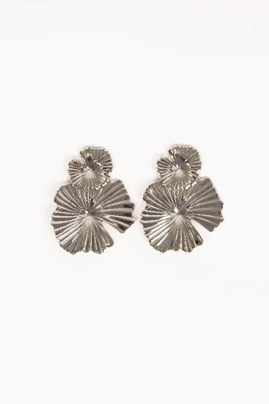 - Pregnant cat delivery room warming boxDelia Earrings - Silver