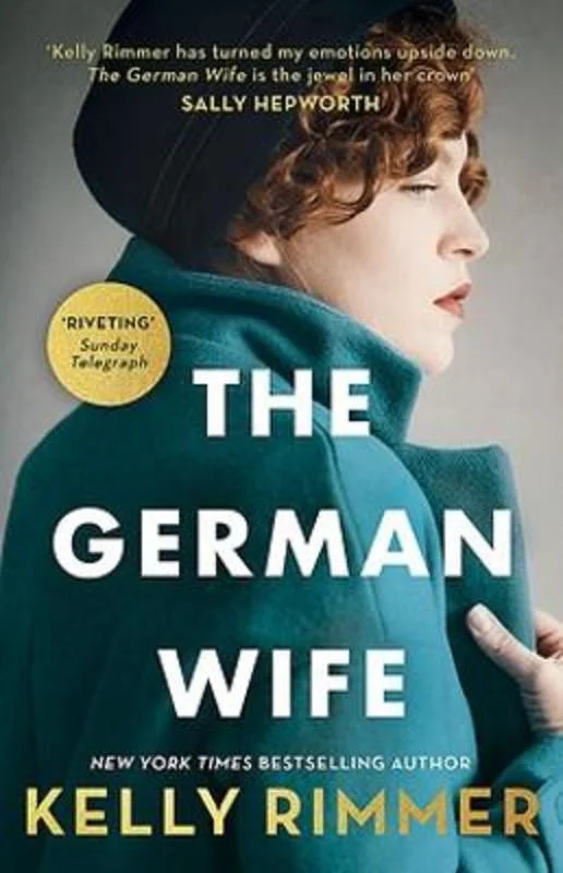 - Postoperative pet anti-licking Elizabethan collarThe German Wife